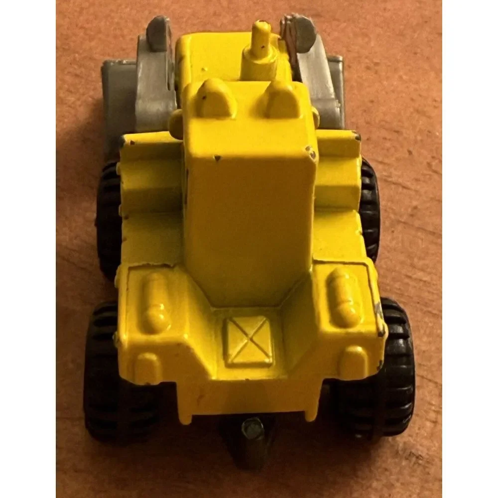 Vintage 1997 M.M.T.L Construction Front‎ Loader Diecast Moose Mountain Toys